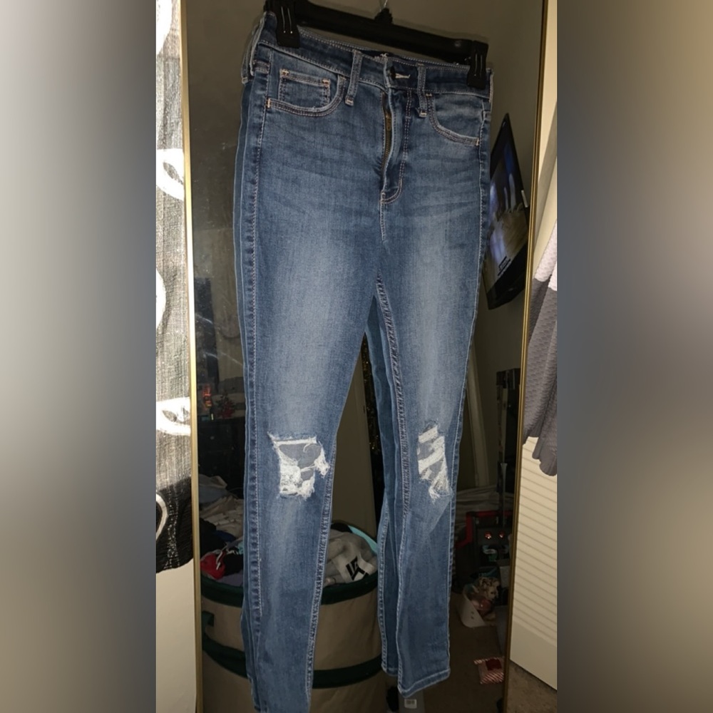 Hollister Ultra high-rise super skinny soft stretch